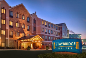 Гостиница Staybridge Suites Omaha 80th and Dodge, an IHG Hotel  Омаха